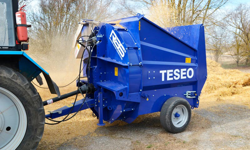 Измельчитель рулонов соломы, сена Teseo